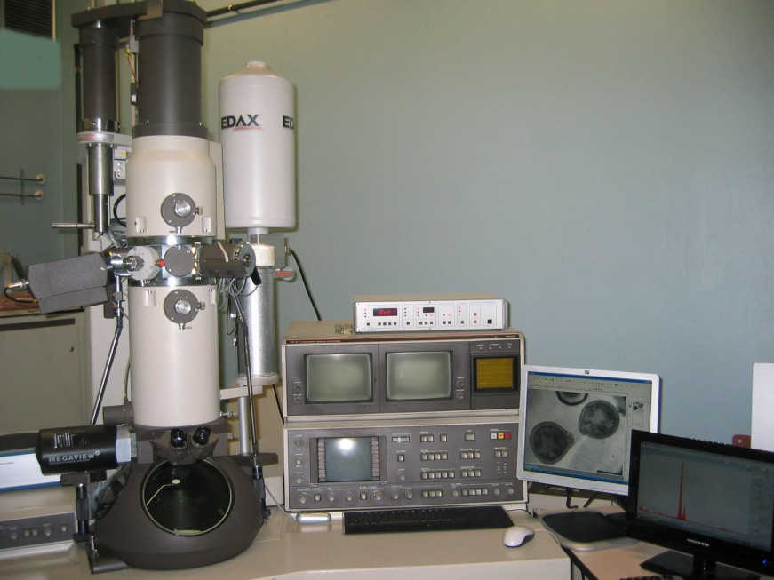 Microscopio Elettronico a Trasmissione